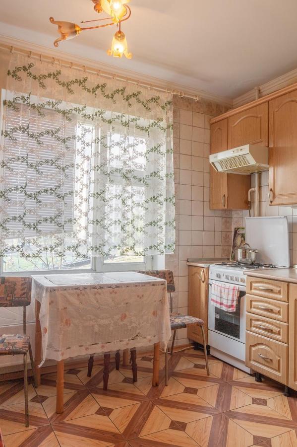 Квартира По Адресу Приозерная 8 Б Оболонь เคียฟ ภายนอก รูปภาพ